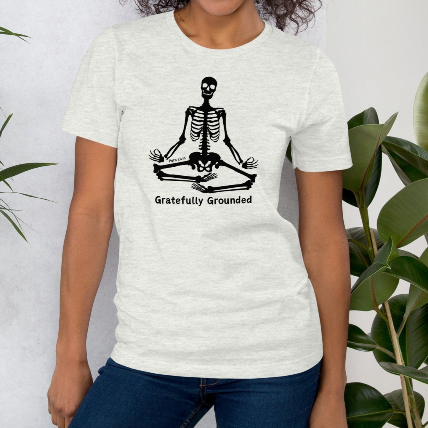 Gratefully Grounded - Unisex Short Sleeve Tee